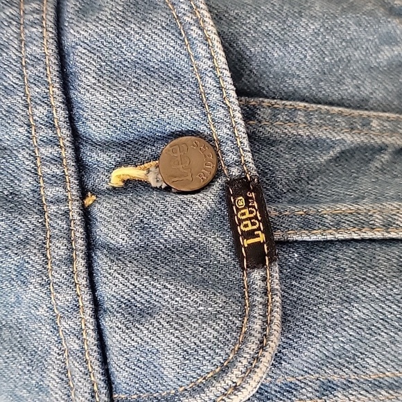 Lee Blue Denim Trucker Jacket, Size Unknown.  Excellent Condition - Picture 2 of 10